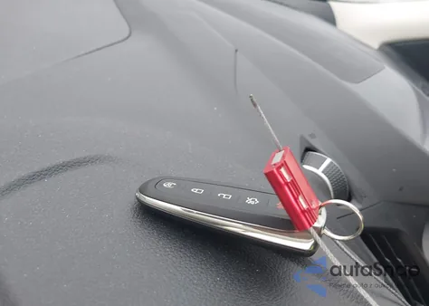 2019 Ford Escape Se z USA, uszkodzony, nr VIN 1FMCU9GD6KUB30886